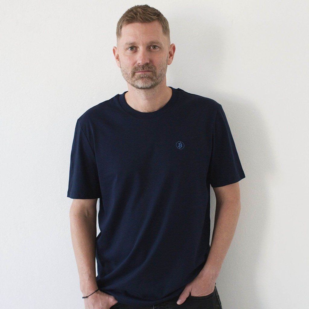 Satoshi Standard T-Shirt - Blau