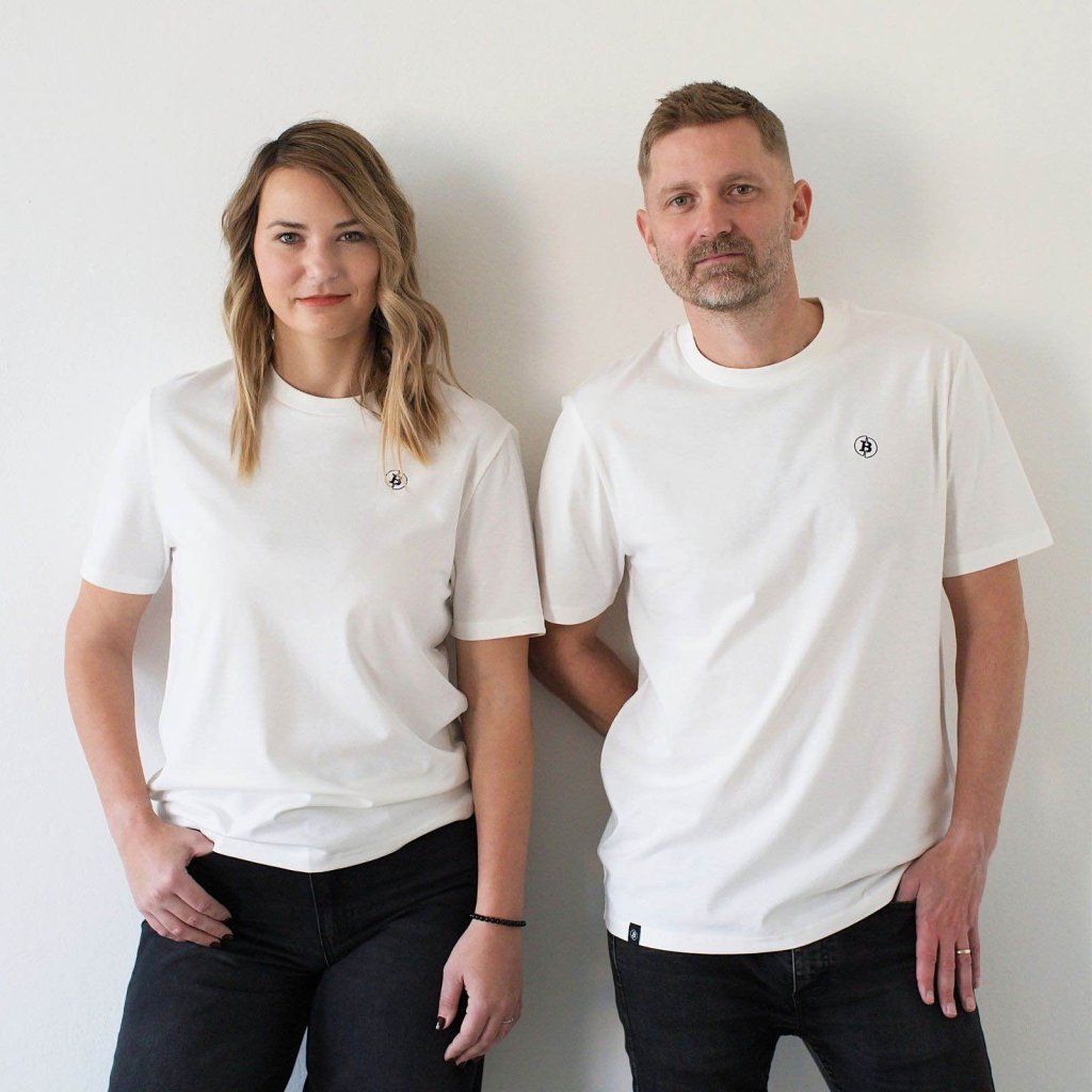 Satoshi Standard T-Shirt - Creme